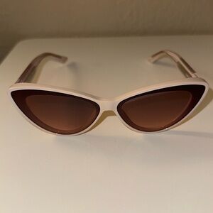 Quay Tempted Sunglasses in champagne/brown color